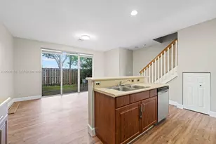 1049 NE 42nd Pl, Homestead, FL 33033 - Photo 2