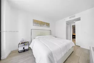 55 SW 9th St, Miami, FL 33130 - Photo 16