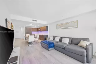 55 SW 9th St, Miami, FL 33130 - Photo 8