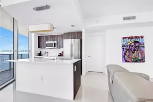 488 NE 18th St, Miami, FL 33132 - Photo 14
