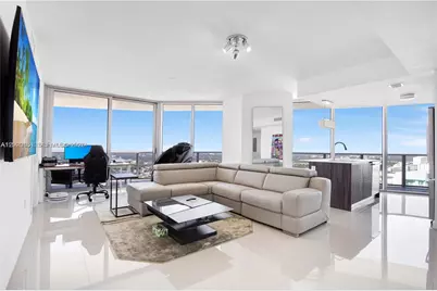 488 NE 18th St #5001, Miami, FL 33132 - Photo 8
