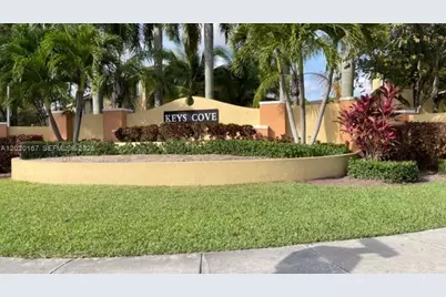1666 SE 27th Ct #100, Homestead, FL 33035 - Photo 1