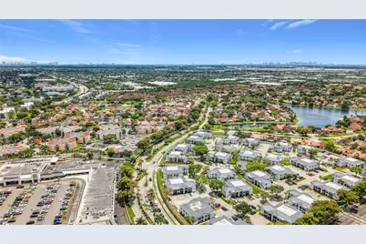 18296 Mediterranean Blvd #404, Hialeah, FL 33015 - Photo 28