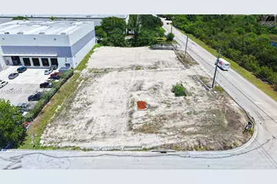 11501 NW 124th St, Medley, FL 33178 - Photo 10