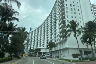 6039 Collins Ave, Miami Beach, FL 33140 - Photo 34
