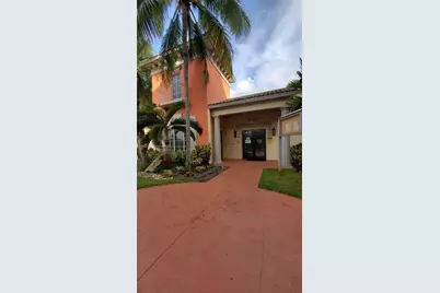 8333 Lake Dr #104, Doral, FL 33166 - Photo 12