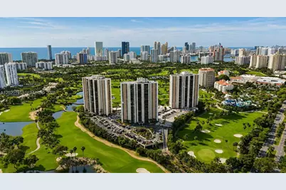 20301 W Country Club Dr #1126, Aventura, FL 33180 - Photo 10