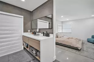 136 Greens Rd, Hollywood, FL 33021 - Photo 16