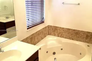 21115 NW 14th Pl, Miami Gardens, FL 33169 - Photo 12