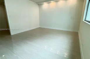 5055 Collins Ave, Miami Beach, FL 33140 - Photo 6