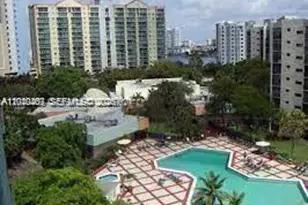 16909 N Bay Rd, Sunny Isles Beach, FL 33160 - Photo 8