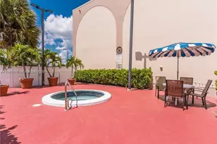 436 Lakeview Dr, Weston, FL 33326 - Photo 16