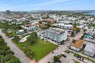 8233 Harding Ave, Miami Beach, FL 33141 - Photo 36