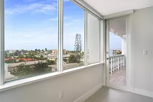8233 Harding Ave, Miami Beach, FL 33141 - Photo 14