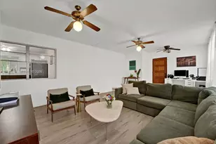 725 NW 24th Ct, Miami, FL 33125 - Photo 18