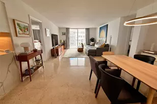 1420 Brickell Bay Dr, Miami, FL 33131 - Photo 4