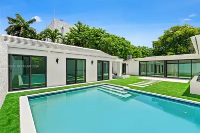 112 E 1st Ct, Miami Beach, FL 33139 - Photo 38