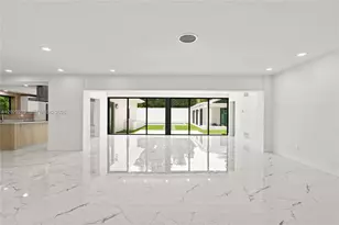 112 E 1st Ct, Miami Beach, FL 33139 - Photo 24