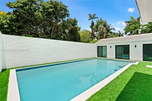 112 E 1st Ct, Miami Beach, FL 33139 - Photo 36