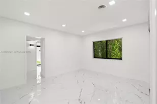 112 E 1st Ct, Miami Beach, FL 33139 - Photo 60