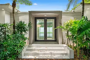112 E 1st Ct, Miami Beach, FL 33139 - Photo 6