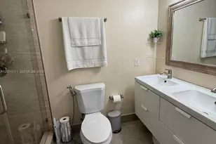 6950 NW 173rd Dr, Hialeah, FL 33015 - Photo 14