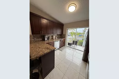6950 NW 173rd Dr #2202, Hialeah, FL 33015 - Photo 6