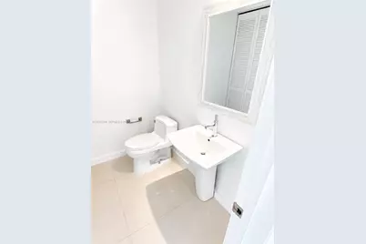 3470 E Coast Ave #H1712, Miami, FL 33137 - Photo 16