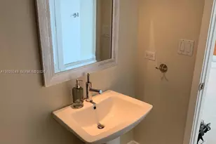 3470 E Coast Ave, Miami, FL 33137 - Photo 10