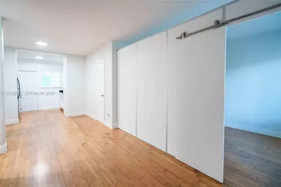 7325 Carlyle Ave #8, Miami Beach, FL 33141 - Photo 2