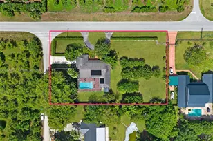 23595 SW 152nd Ave, Homestead, FL 33032 - Photo 2