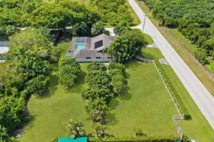 23595 SW 152nd Ave, Homestead, FL 33032 - Photo 1