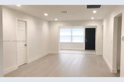 2614 NW 25th St, Fort Lauderdale, FL 33311 - Photo 4