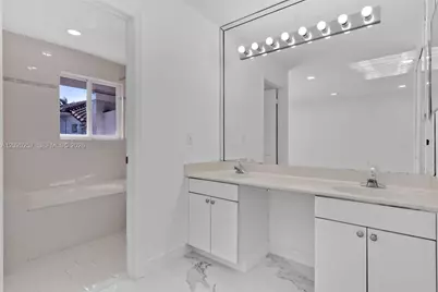 10245 SW 154th Pl #112-3, Miami, FL 33196 - Photo 8