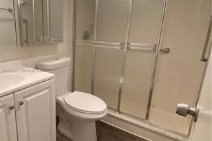 335 Brighton H, Boca Raton, FL 33434 - Photo 6