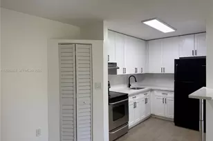7195 NW 179th St, Hialeah, FL 33015 - Photo 6