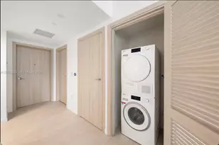 1000 Brickell Plaza, Miami, FL 33131 - Photo 10