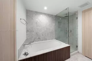 1000 Brickell Plaza, Miami, FL 33131 - Photo 22