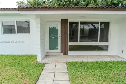 220 NW 112th Ter, Miami Shores, FL 33168 - Photo 2