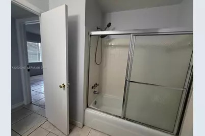 3550 NW 8th Ave #713, Pompano Beach, FL 33064 - Photo 16