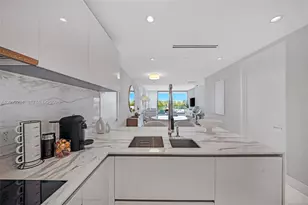 10201 Collins Ave, Bal Harbour, FL 33154 - Photo 12