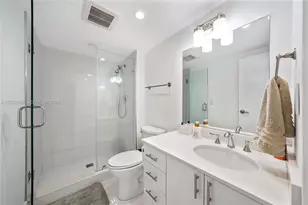 3625 N Country Club Dr, Aventura, FL 33180 - Photo 24