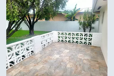 1145 Meadowlark Ave, Miami Springs, FL 33166 - Photo 2