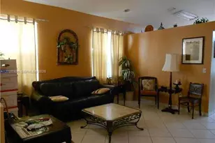 1433 NW 153rd Ave, Pembroke Pines, FL 33028 - Photo 2