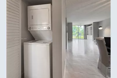 7145 Huntington Ln #303, Delray Beach, FL 33446 - Photo 12