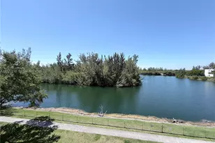 8240 SW 210th St, Cutler Bay, FL 33189 - Photo 14