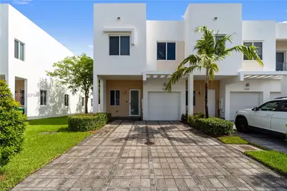 10265 NW 72nd Ter, Doral, FL 33178 - Photo 2