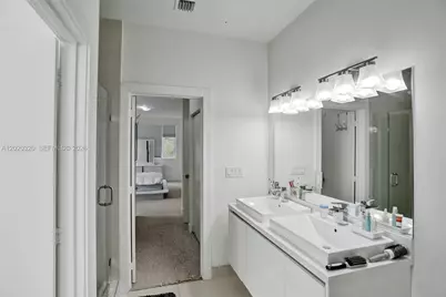 10265 NW 72nd Ter, Doral, FL 33178 - Photo 20