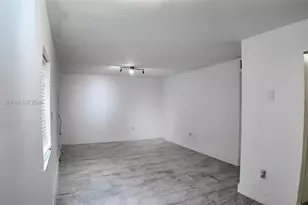 2138 SW 6th St, Miami, FL 33135 - Photo 2