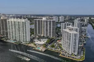 20281 E Country Club Dr, Aventura, FL 33180 - Photo 96